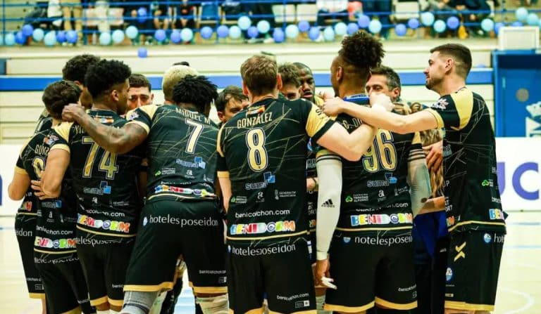 Final d’infart per a una permanència històrica del CV Benidorm